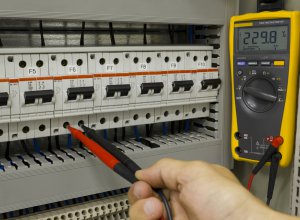 Wybijanie korków - przyczyny i rozwiązania