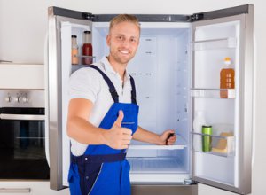 Jak dbać o lodówkę latem? 